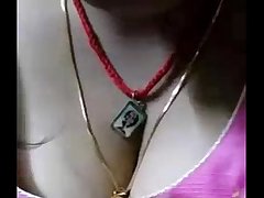 Sexy indian bhabhi cleavage show - indianhiddencams.com