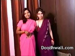 Indian college girls in sari lesbian mind blowing xxx porn