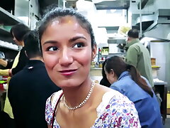 who is SHE&quest; exotic TEEN camgirl USED&period;&period;&period; by a FAN&excl; SQUIRTS&excl; &lpar;Jan 29 in Hong Kong&rpar;